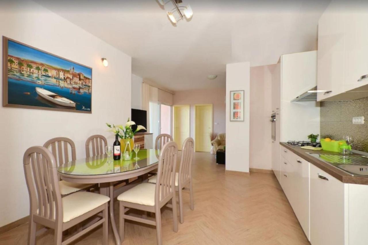 Apartments Villa Golden View Трогир Экстерьер фото